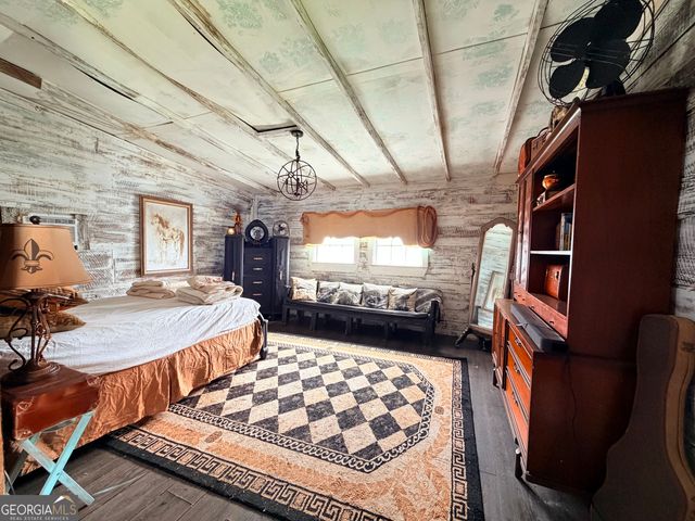 11 Short Cut Road, Lumber City, GA 31549