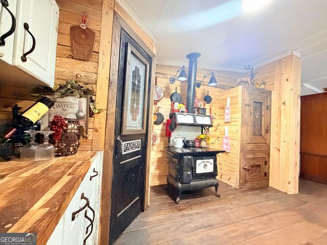 11 Short Cut Road, Lumber City, GA 31549