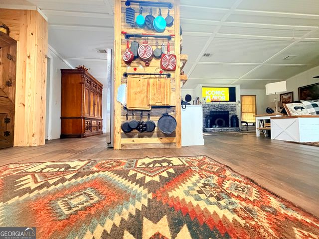 11 Short Cut Road, Lumber City, GA 31549