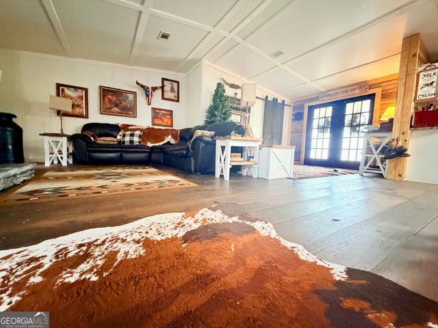 11 Short Cut Road, Lumber City, GA 31549