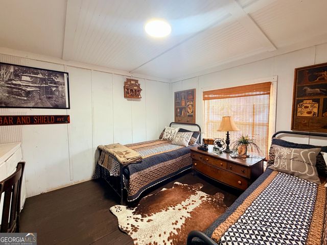 11 Short Cut Road, Lumber City, GA 31549