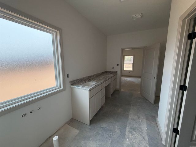 1160 Duke Drive, Bauxite, AR 72011