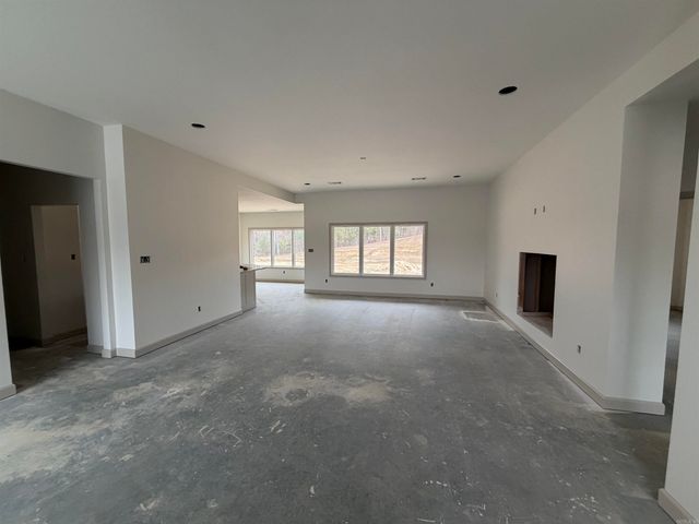 1160 Duke Drive, Bauxite, AR 72011