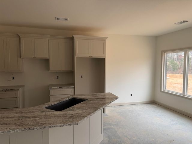 1160 Duke Drive, Bauxite, AR 72011