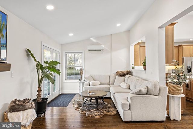 1909 COTTAGE, Wall, NJ 07719