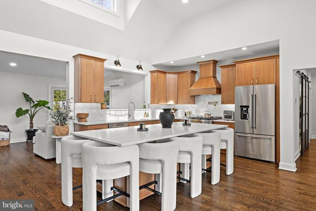 1909 COTTAGE, Wall, NJ 07719