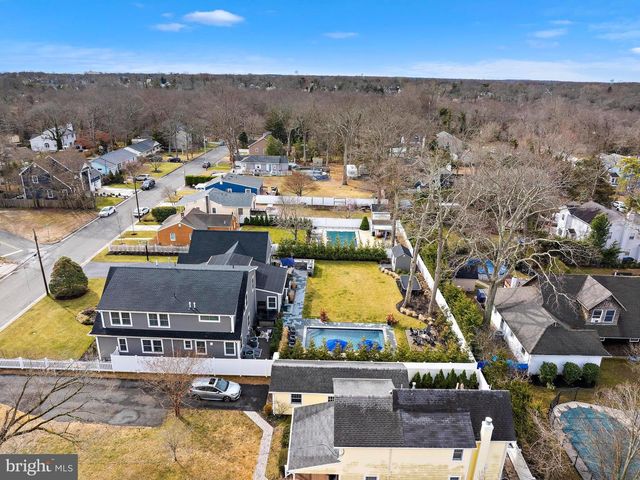 1909 COTTAGE, Wall, NJ 07719