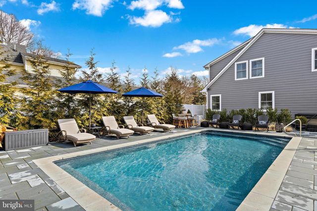 1909 COTTAGE, Wall, NJ 07719