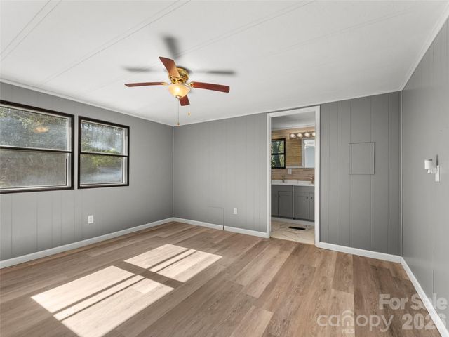 40 Morning Dove Lane, Flat Rock, NC 28731