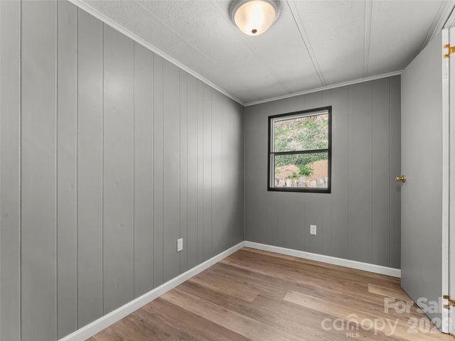 40 Morning Dove Lane, Flat Rock, NC 28731
