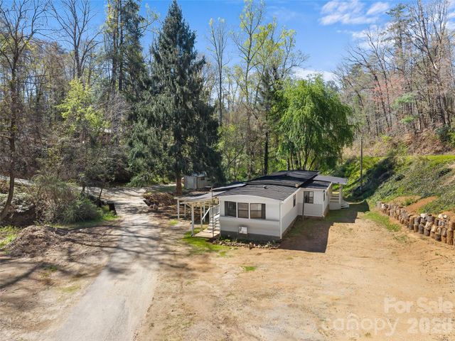 40 Morning Dove Lane, Flat Rock, NC 28731