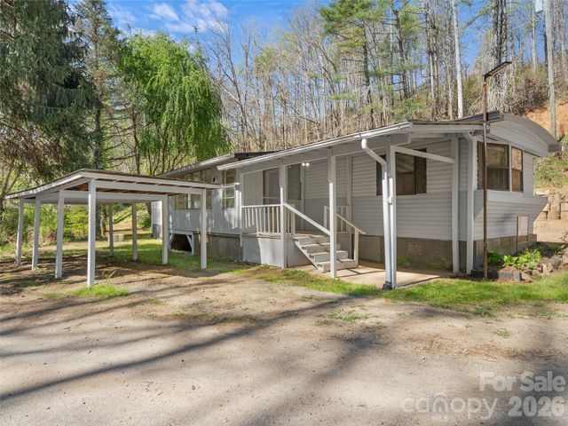 40 Morning Dove Lane, Flat Rock, NC 28731