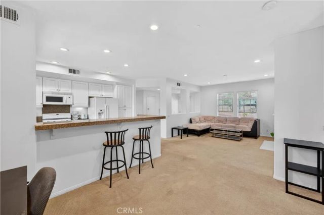 15204 Cambridge Street, Tustin, CA 92782