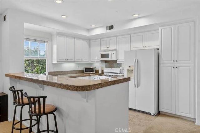 15204 Cambridge Street, Tustin, CA 92782