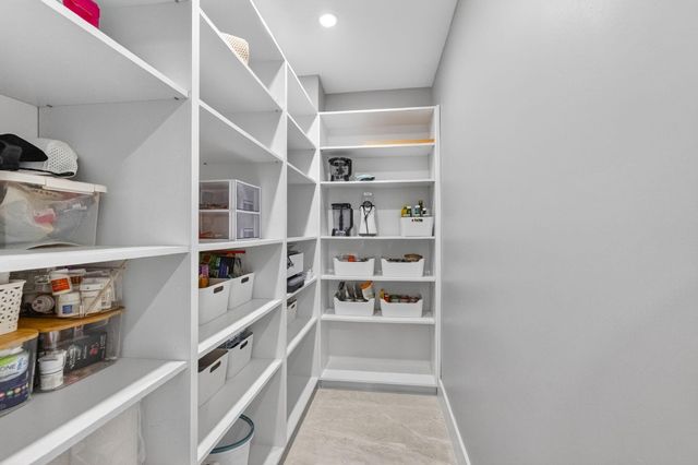 724 SW 1st Avenue, Pompano Beach, FL 33060