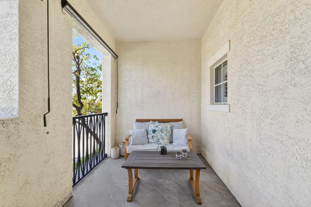 724 SW 1st Avenue, Pompano Beach, FL 33060