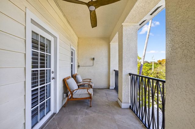 724 SW 1st Avenue, Pompano Beach, FL 33060