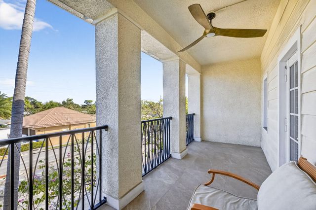 724 SW 1st Avenue, Pompano Beach, FL 33060