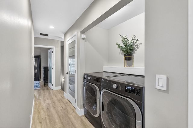 724 SW 1st Avenue, Pompano Beach, FL 33060