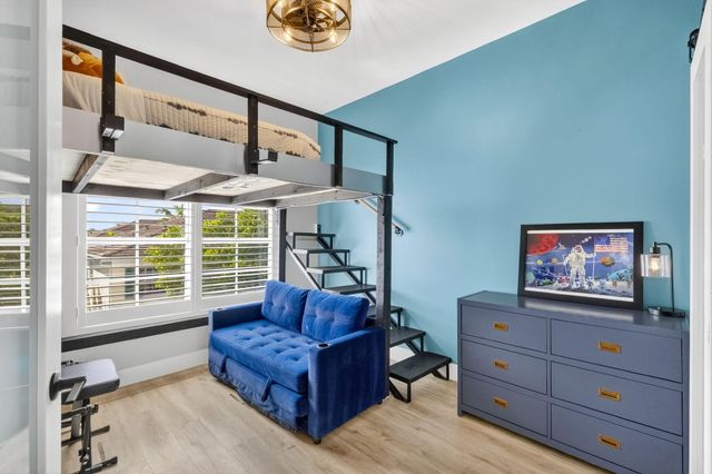 724 SW 1st Avenue, Pompano Beach, FL 33060