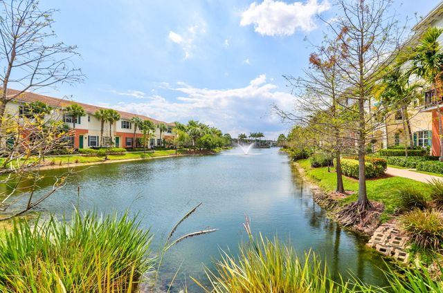 724 SW 1st Avenue, Pompano Beach, FL 33060