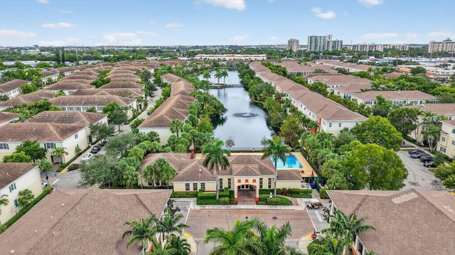 724 SW 1st Avenue, Pompano Beach, FL 33060