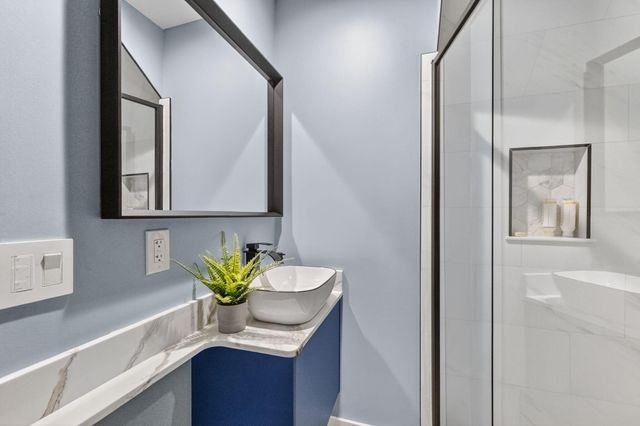 724 SW 1st Avenue, Pompano Beach, FL 33060