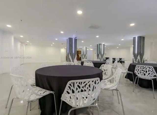 19201 Collins Ave 545, Sunny Isles Beach, FL 33160