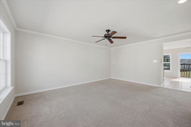 32 BRUCE DR, Charles Town, WV 25414