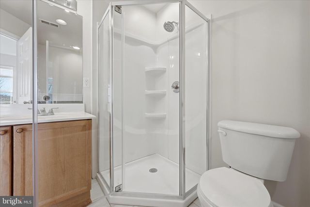 32 BRUCE DR, Charles Town, WV 25414