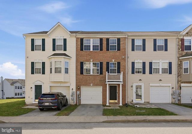 32 BRUCE DR, Charles Town, WV 25414