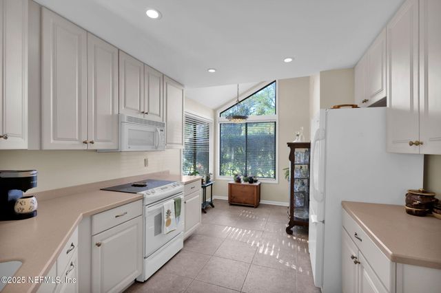 24 TURTLEBACK Trail, Ponte Vedra Beach, FL 32082