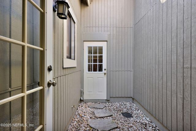 24 TURTLEBACK Trail, Ponte Vedra Beach, FL 32082