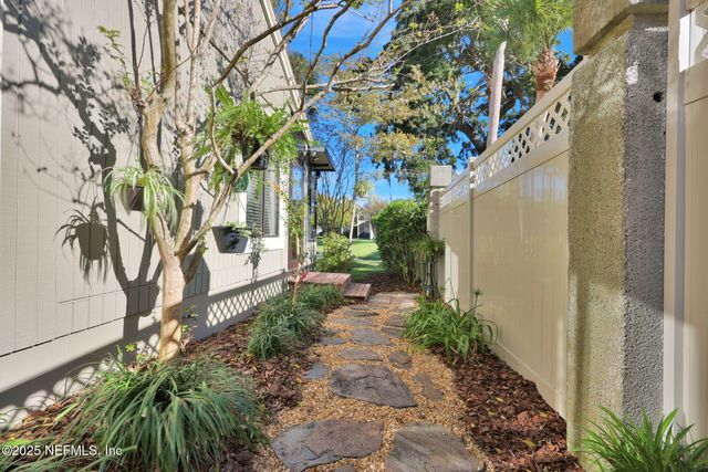 24 TURTLEBACK Trail, Ponte Vedra Beach, FL 32082