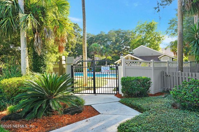 24 TURTLEBACK Trail, Ponte Vedra Beach, FL 32082
