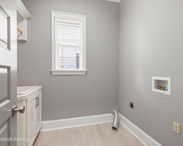 1102 Huval Street, Broussard, LA 70518