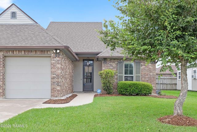 1102 Huval Street, Broussard, LA 70518