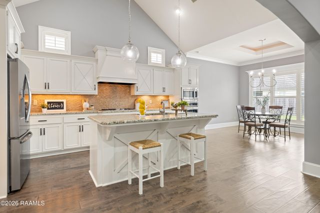 1102 Huval Street, Broussard, LA 70518