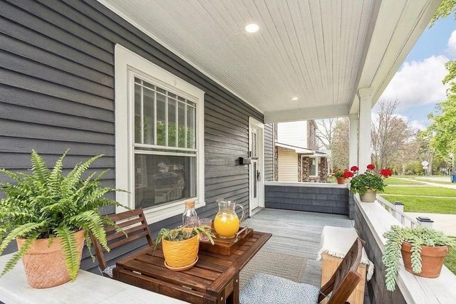 706 S 7th Street, Ann Arbor, MI 48103