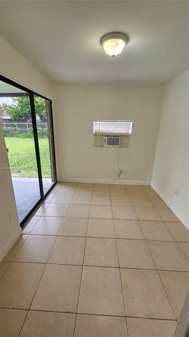 6118 Plunkett St 1, Hollywood, FL 33023