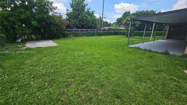 6118 Plunkett St 1, Hollywood, FL 33023