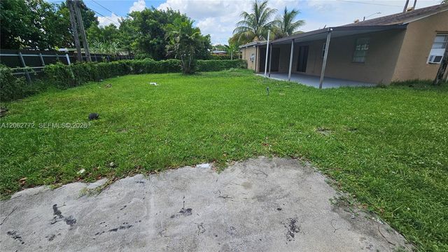6118 Plunkett St 1, Hollywood, FL 33023