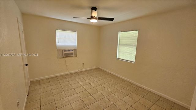 6118 Plunkett St 1, Hollywood, FL 33023