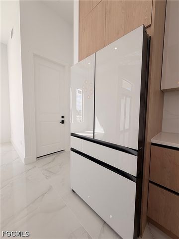 922 santa barbara BLVD N, Cape Coral, FL 33993