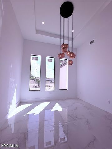 922 santa barbara BLVD N, Cape Coral, FL 33993