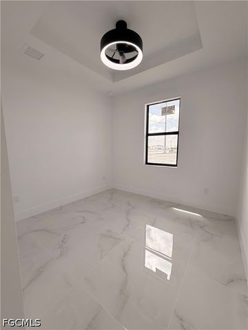 922 santa barbara BLVD N, Cape Coral, FL 33993