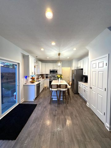 6286 Stoney Glenn Court, Canal Winchester, OH 43110