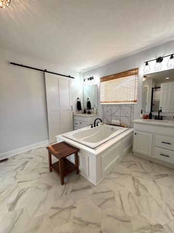 6286 Stoney Glenn Court, Canal Winchester, OH 43110