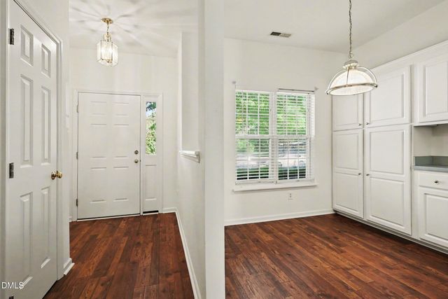 229 Commons Drive, Holly Springs, NC 27540
