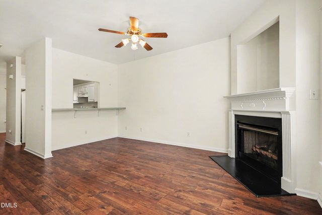 229 Commons Drive, Holly Springs, NC 27540